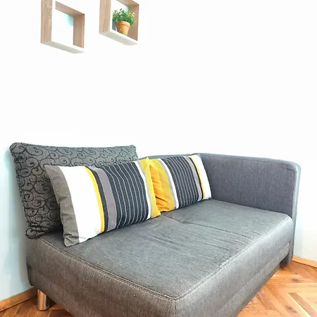 Apartament By The Sea 3 *